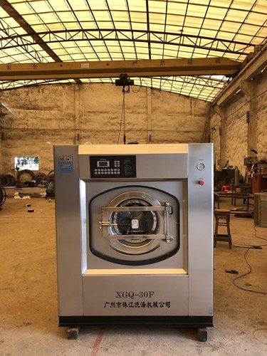 工业洗衣机国产，环保工业洗衣机安装案例