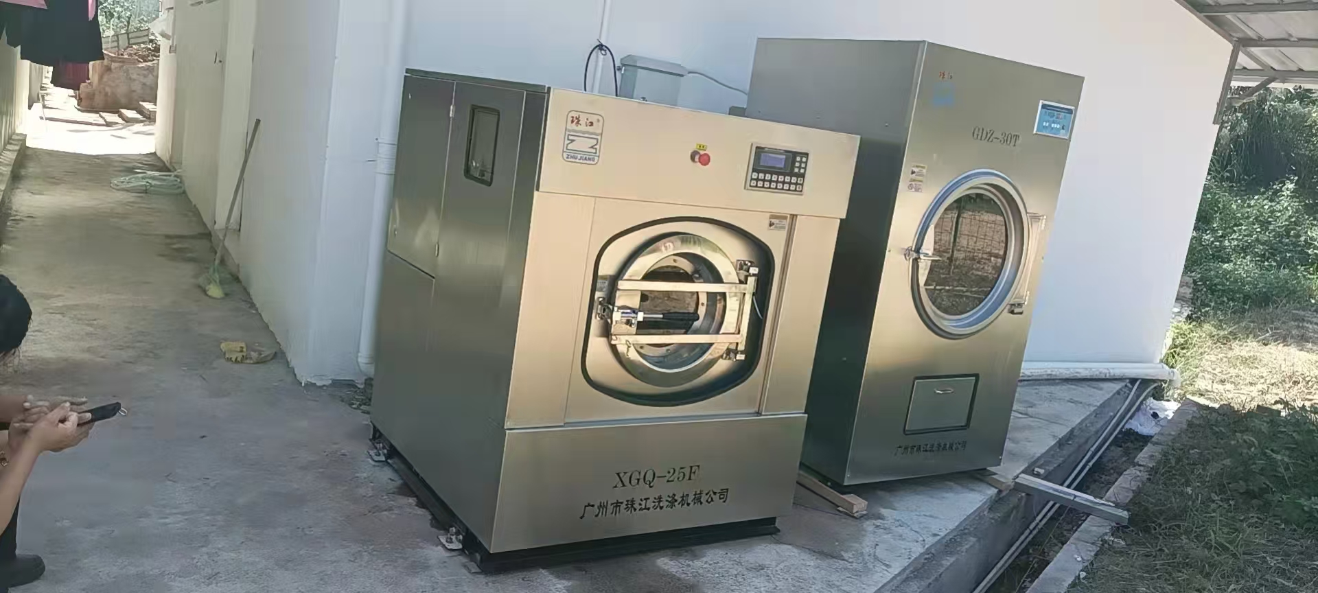 yd10008云顶电子游戏设备：大型酒店的工业洗衣机完美解决方案
