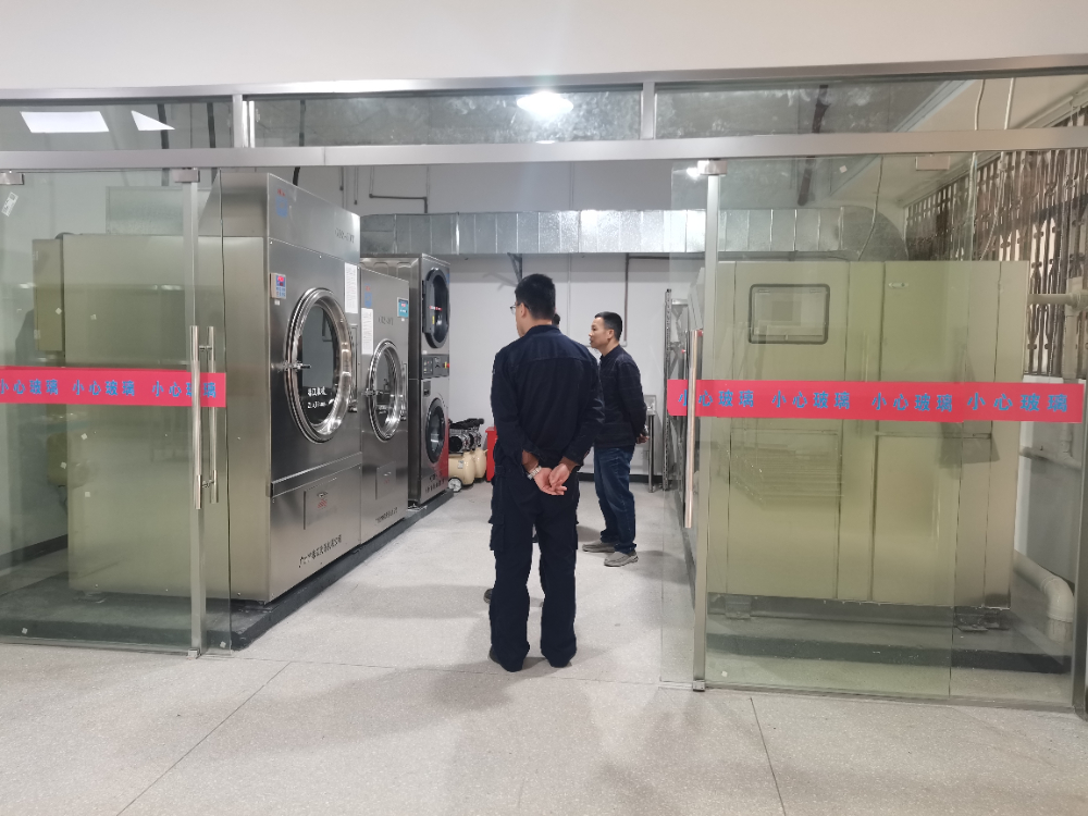 yd10008云顶电子游戏设备案例：广州隔离式工业洗衣机在五星级酒店的应用